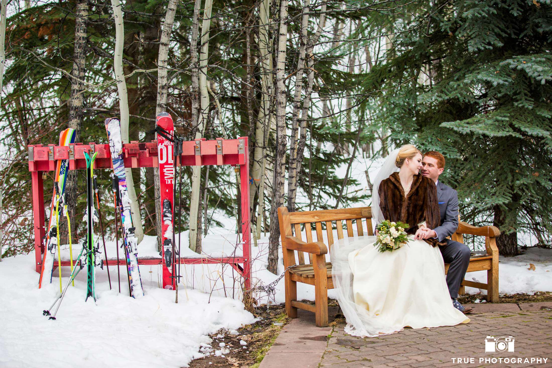 Sustainable Ski Mountain Weddings - Ecopartytime  (Photo Credits: True Photography) 