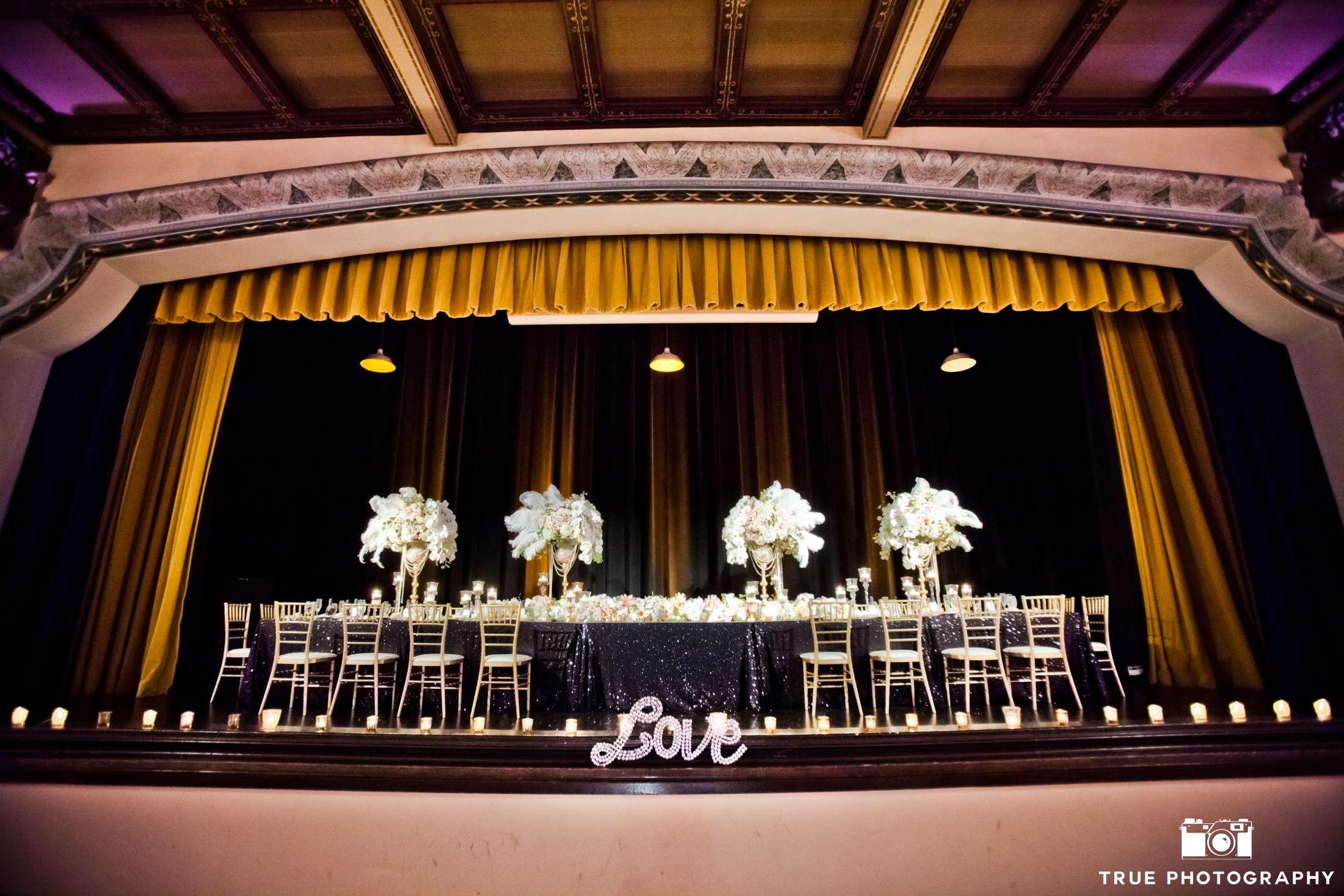 Eco-chic Glam Gold New Year's Wedding - Ecopartytime (Photo Credits: True Photography) 