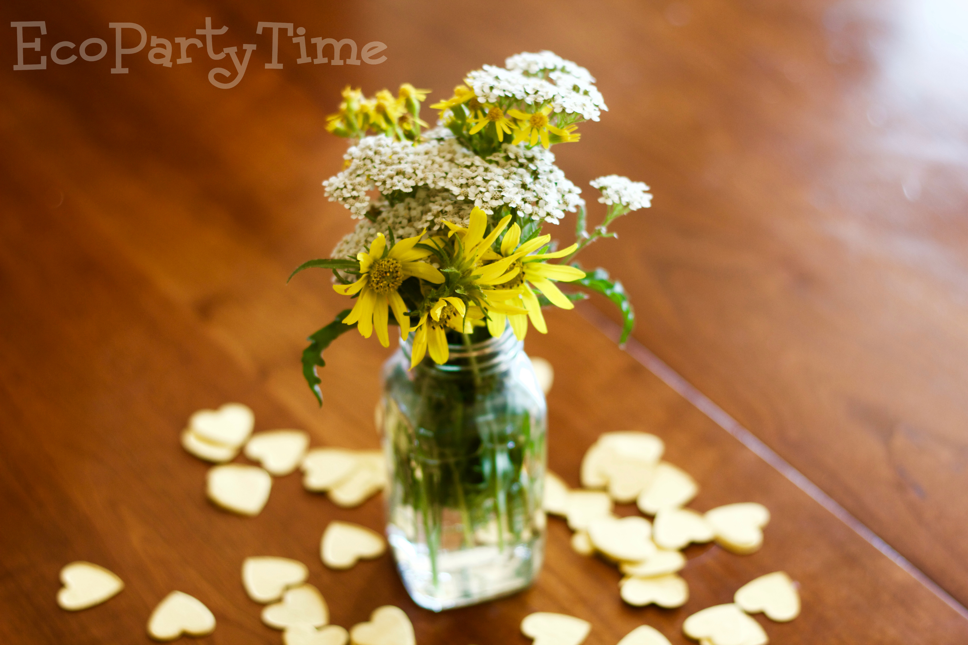 Ecopartytime: Bumble Bee Birthday Party 