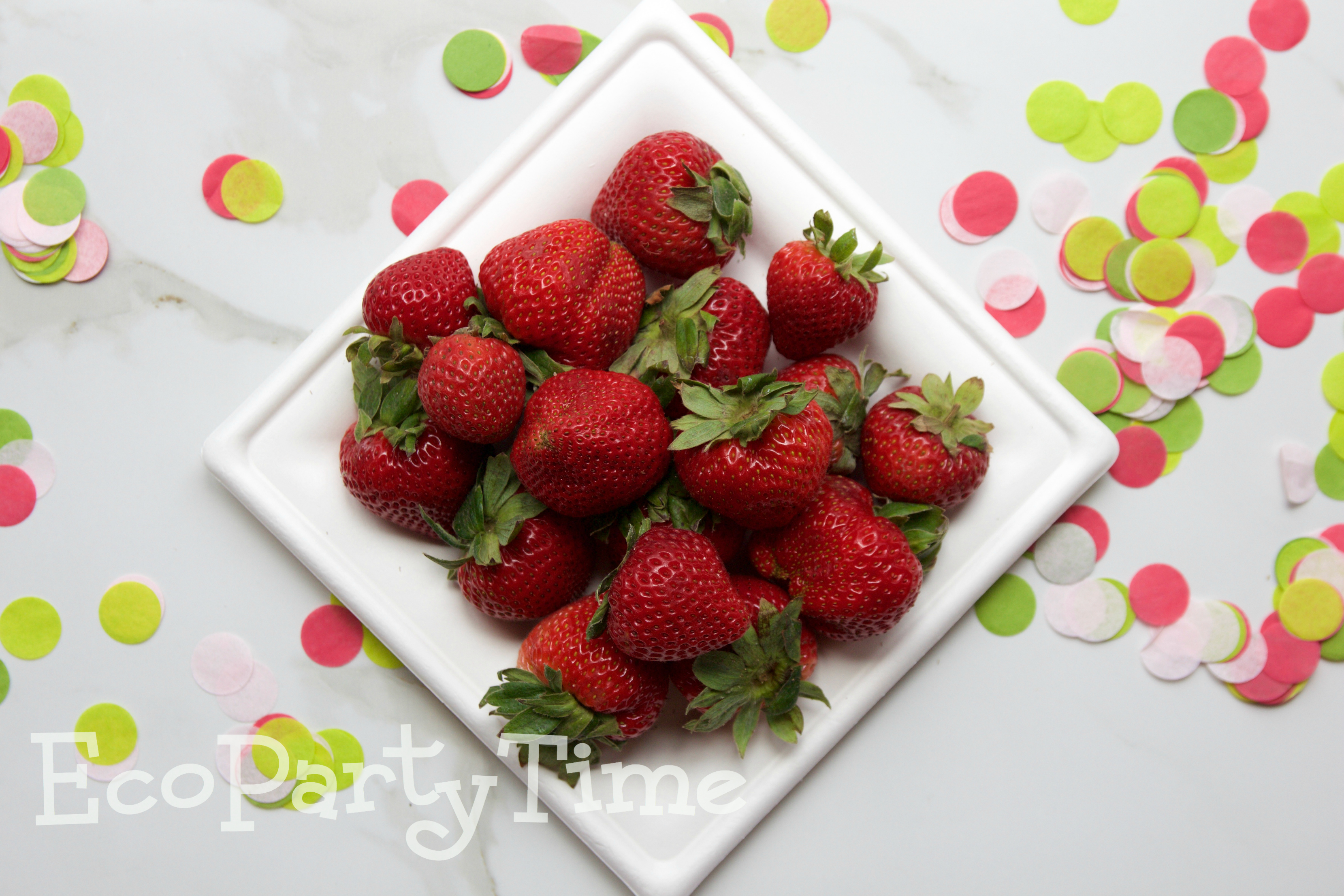 Ecopartytime: Eco-Friendly Strawberry Themed Party 