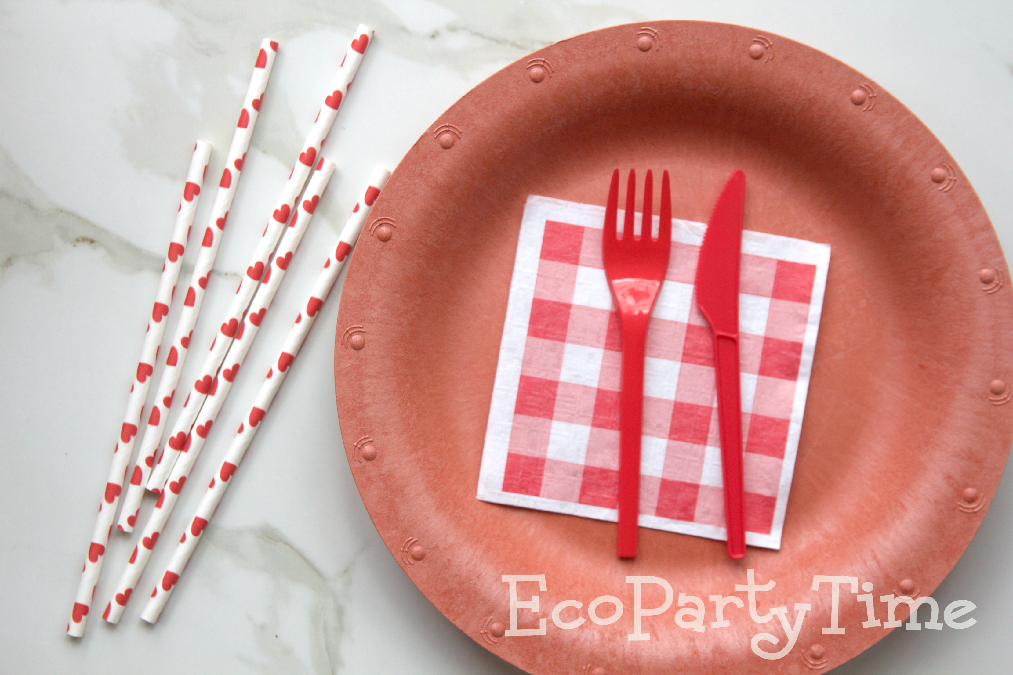 Ecopartytime: Eco-Friendly Strawberry Themed Party 