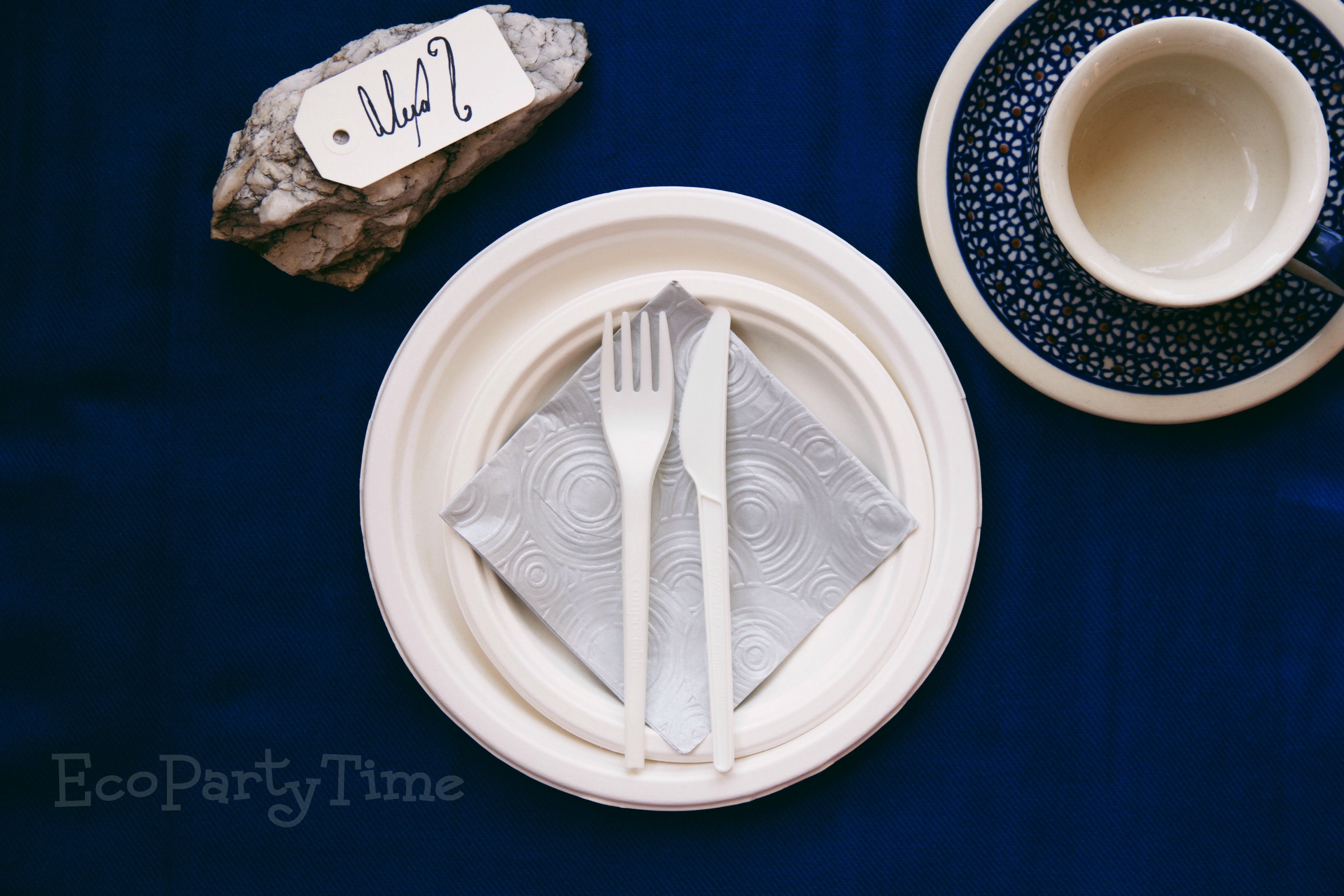 EcoPartyTime: Royal Blue Place Setting